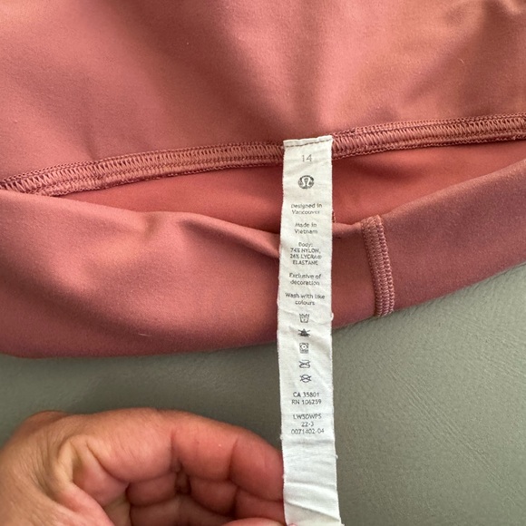 Lululemon leggings - Picture 3 of 5